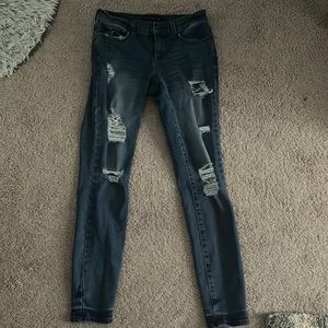 skinny jeans elastic